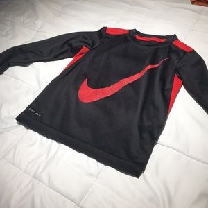 Boys Black and Red Nike Dry Fit Long Sleeve 4T